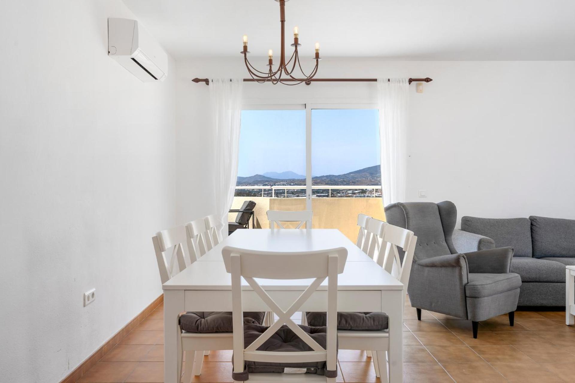 Spacious Castillo Sohail Penthouse With Jacuzzi By Costarentals - Ref 12 Appartement