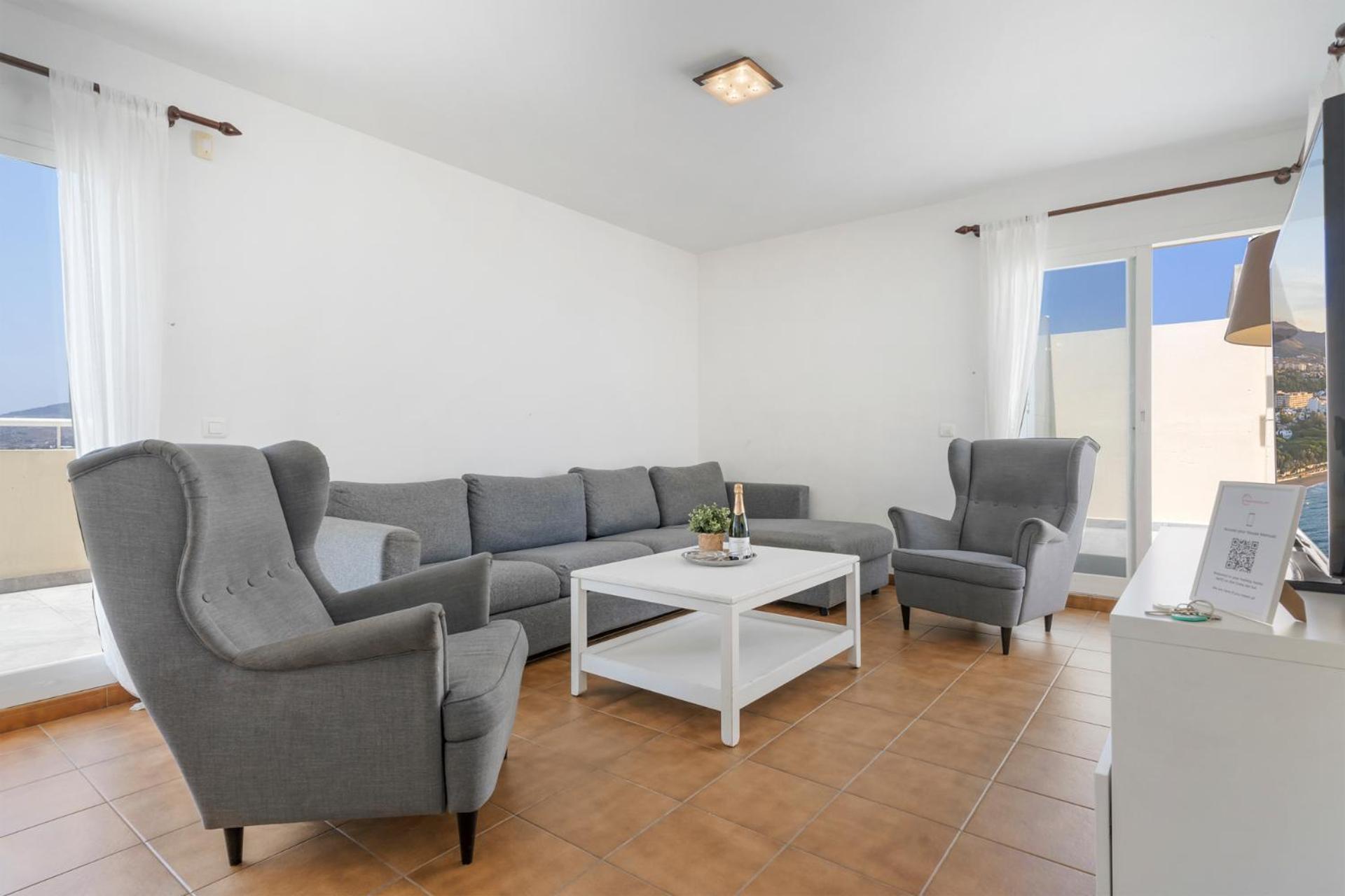 Appartement Spacious Castillo Sohail Penthouse With Jacuzzi By Costarentals - Ref 12 *
